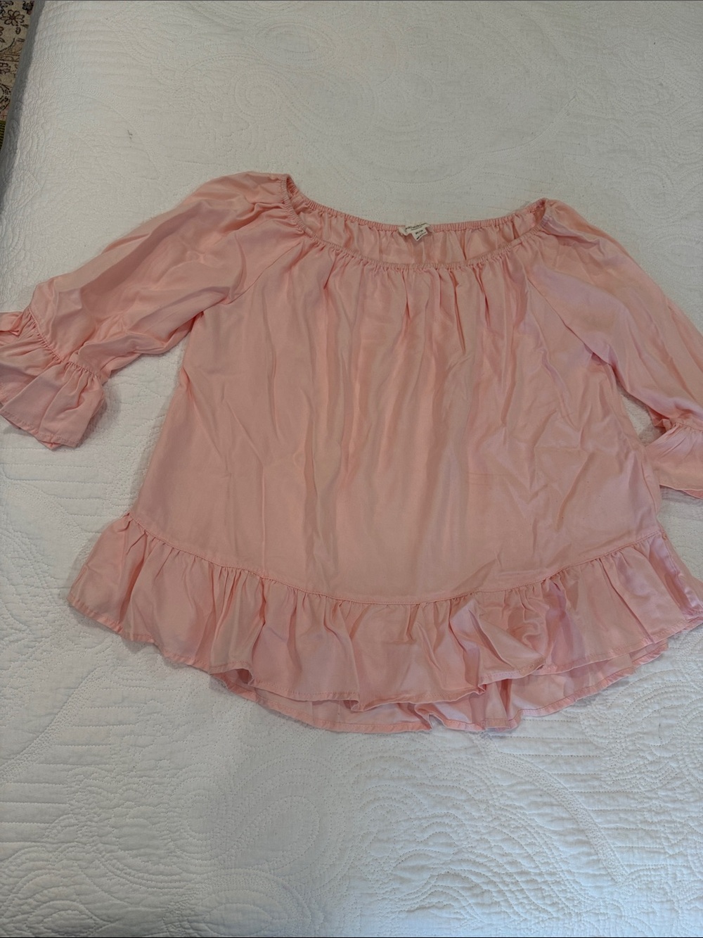 beachlunchlounge Light Pink Off-Shoulder Ruffle Hem Top